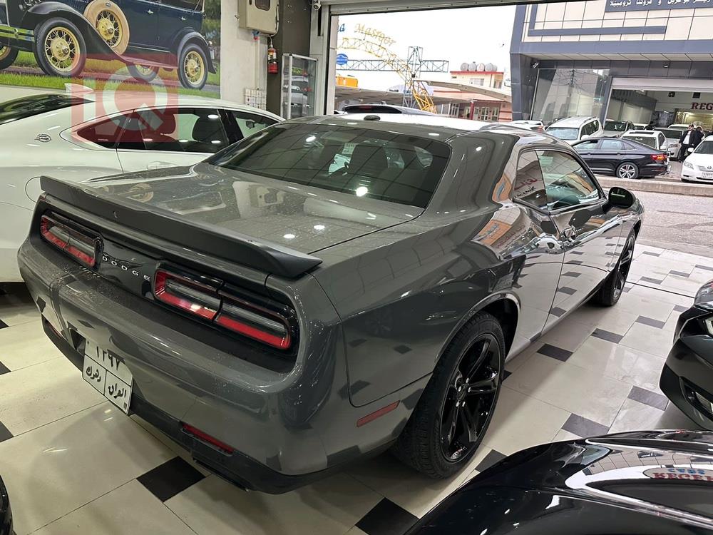 Dodge Challenger